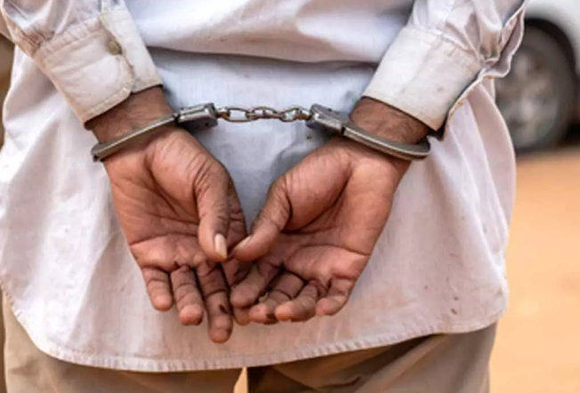 డబ్బు కోసం ఘోరం..నిందితుడిని పట్టుకున్న కాల్ రికార్డ్స్